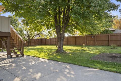 1433 Chadwick Dr, Normal, IL 61761 photo 3