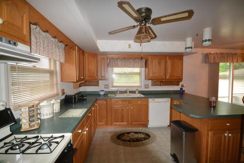 1279 Meadow Ln, Elgin, IL 60123 photo 6