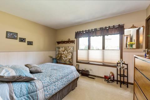 235 N Lyle Ave N, Elgin, IL 60123 photo 6