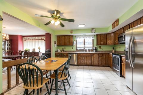 235 N Lyle Ave N, Elgin, IL 60123 photo 7