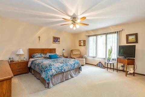 235 N Lyle Ave N, Elgin, IL 60123 photo 4