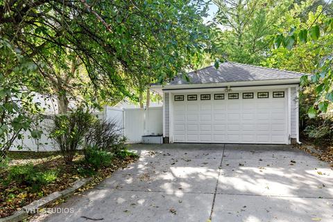 238 Mcclure Ave, Elgin, IL 60123 photo 3