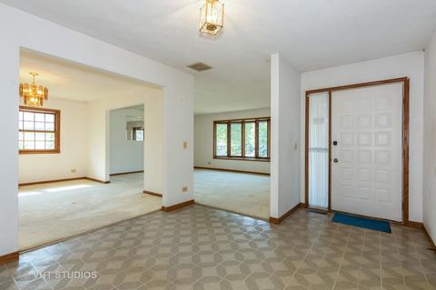 1163 Foxboro Ct, Bartlett, IL 60103 photo 5