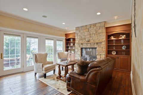 130 Lemans Dr, Wheeling, IL 60090 photo 12