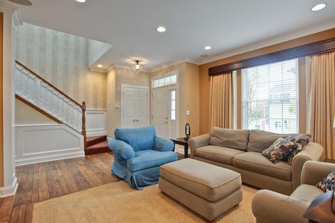 130 Lemans Dr, Wheeling, IL 60090 photo 13