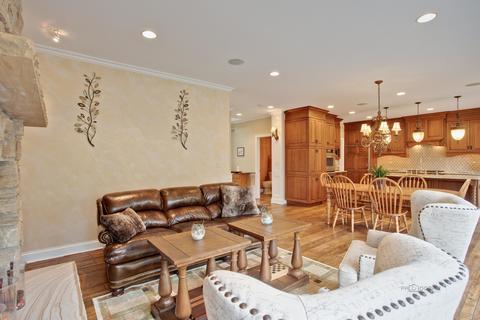 130 Lemans Dr, Wheeling, IL 60090 photo 10