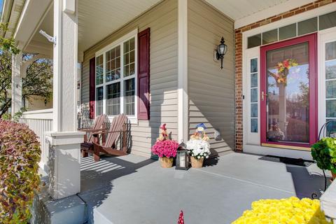 5900 Haverford Way, Hoffman Estates, IL 60192 photo 2