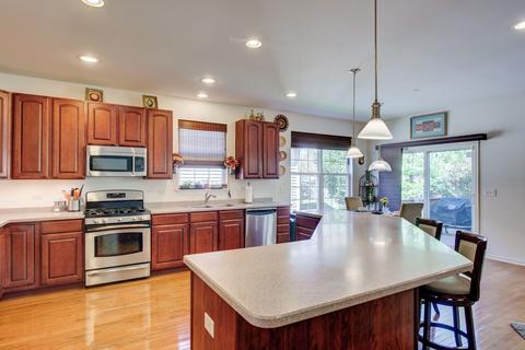 5900 Haverford Way, Hoffman Estates, IL 60192 photo 12