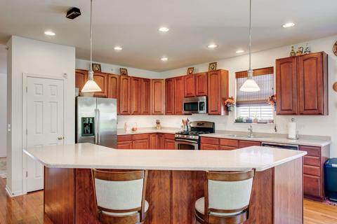 5900 Haverford Way, Hoffman Estates, IL 60192 photo 17