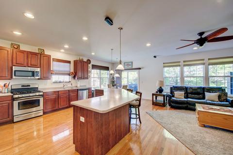 5900 Haverford Way, Hoffman Estates, IL 60192 photo 11