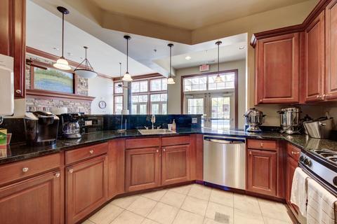 5900 Haverford Way, Hoffman Estates, IL 60192 photo 32