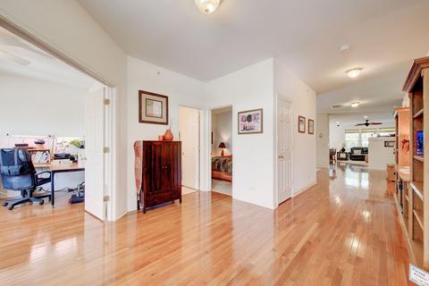 5900 Haverford Way, Hoffman Estates, IL 60192 photo 4