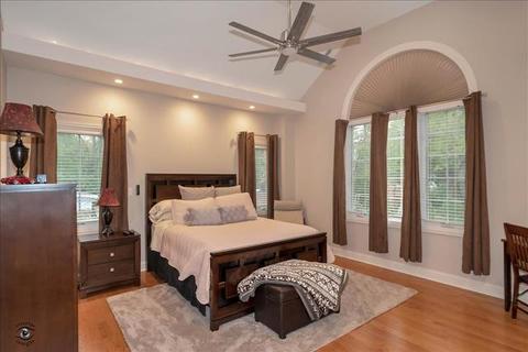 7722 Eleanor Pl, Willowbrook, IL 60527 photo 18