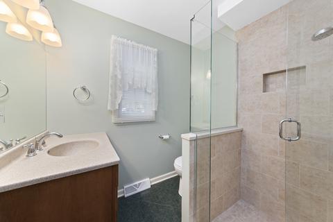 505 N Worth Ave, Elgin, IL 60123 photo 12