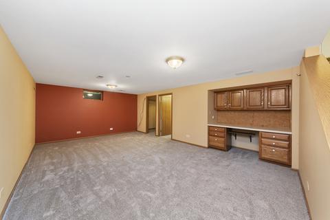 505 N Worth Ave, Elgin, IL 60123 photo 20