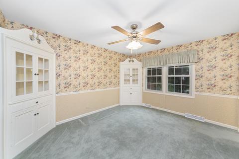 505 N Worth Ave, Elgin, IL 60123 photo 8
