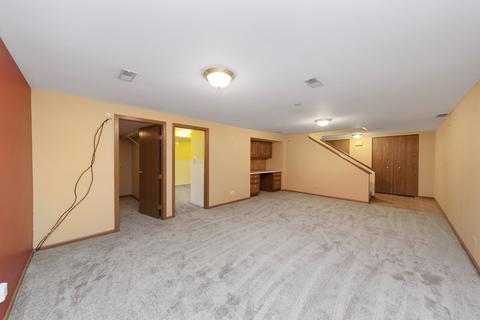 505 N Worth Ave, Elgin, IL 60123 photo 21