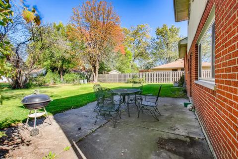 952 Rose Ln, Wheeling, IL 60090 photo 25