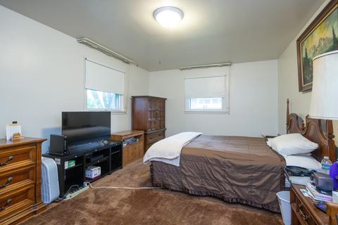 1953 E Locust St, Kankakee, IL 60901 photo 8