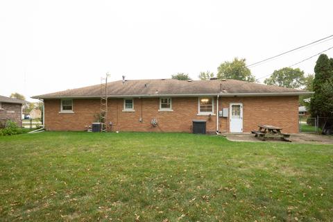 1953 E Locust St, Kankakee, IL 60901 photo 13