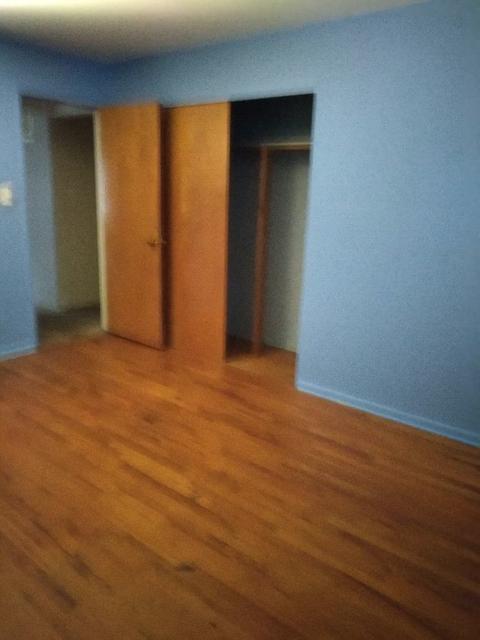 8936 Windsor Ln, Bridgeview, IL 60455 photo 6