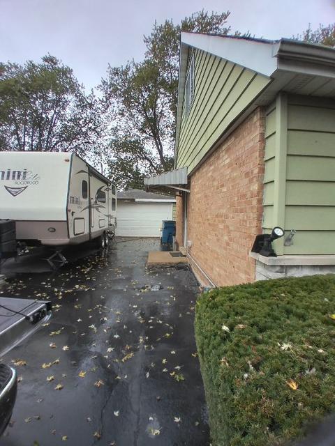 8936 Windsor Ln, Bridgeview, IL 60455 photo 20