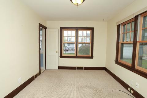 810 E Front St, Bloomington, IL 61701 photo 12