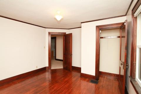 810 E Front St, Bloomington, IL 61701 photo 26