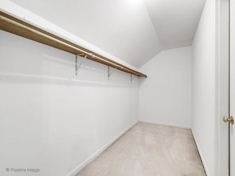2111 Hallmark Ct, Wheaton, IL 60187 photo 18