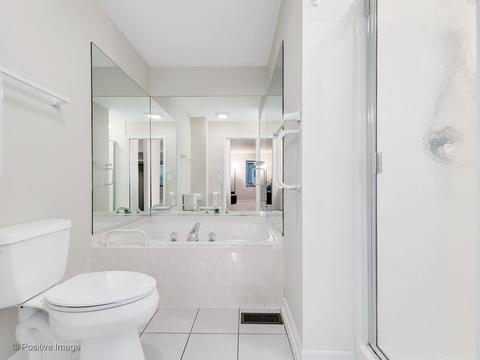 2111 Hallmark Ct, Wheaton, IL 60187 photo 12