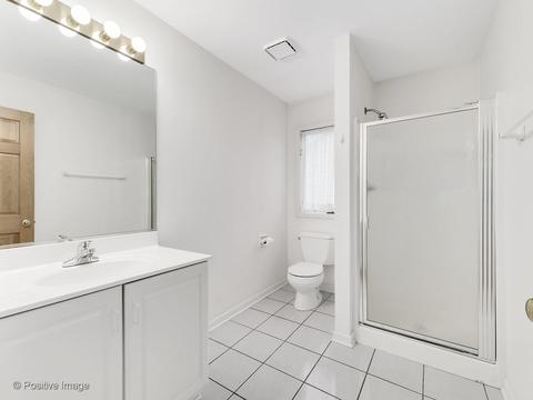 2111 Hallmark Ct, Wheaton, IL 60187 photo 19