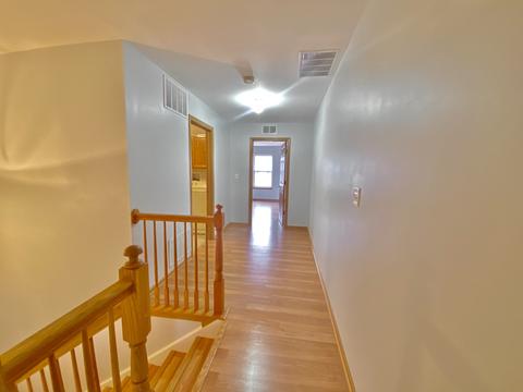 2259 Barrington Dr E, Aurora, IL 60503 photo 9