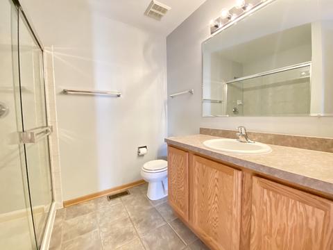 2259 Barrington Dr E, Aurora, IL 60503 photo 14