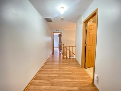 2259 Barrington Dr E, Aurora, IL 60503 photo 8