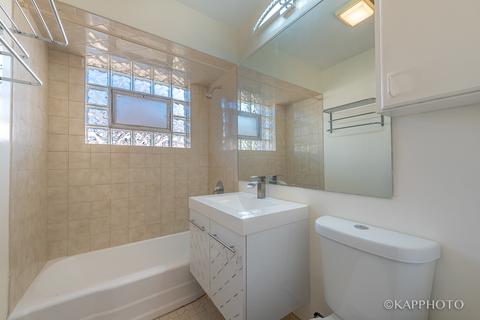 315 E 90th St, Chicago, IL 60619 photo 22
