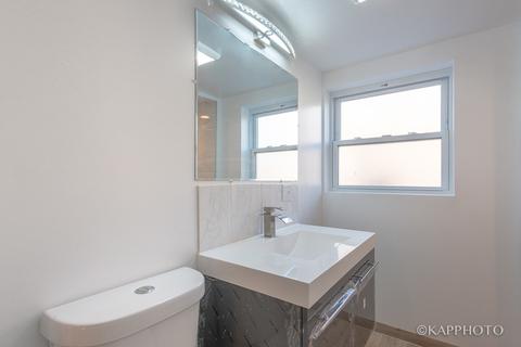315 E 90th St, Chicago, IL 60619 photo 18