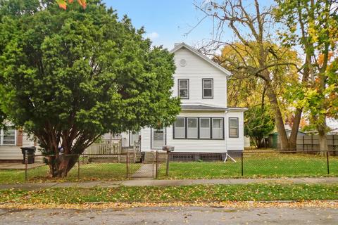 512 E Mulberry St, Bloomington, IL 61701 photo 1