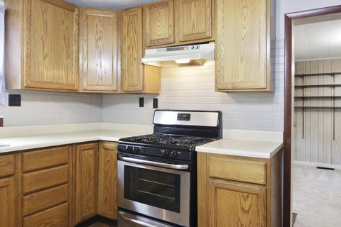 512 E Mulberry St, Bloomington, IL 61701 photo 9