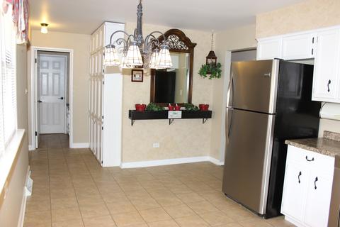 12815 E Playfield Dr, Crestwood, IL 60445 photo 19