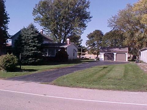 230 N Wooster St, Capron, IL 61012 photo 1