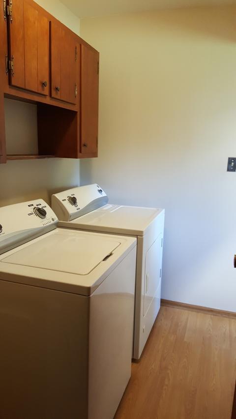 1060 Lancaster Ct, Hoffman Estates, IL 60169 photo 32