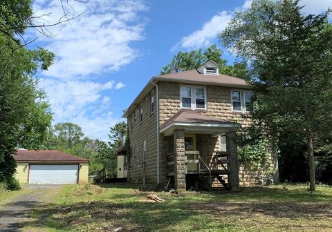 2 S385 Madison St, Wheaton, IL 60189 photo 1
