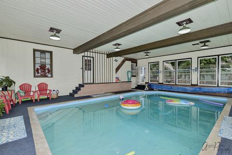 3718 Main St, Mchenry, IL 60050 photo 26
