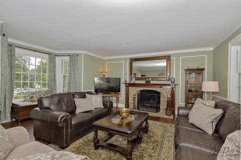 3718 Main St, Mchenry, IL 60050 photo 6
