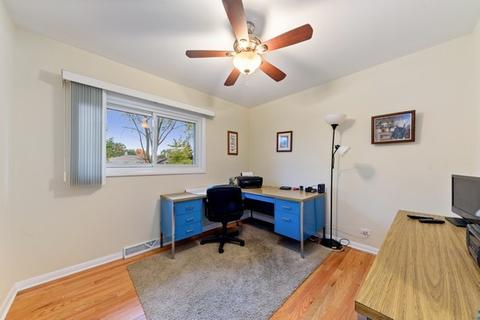 210 W Walnut Ave, Des Plaines, IL 60016 photo 11
