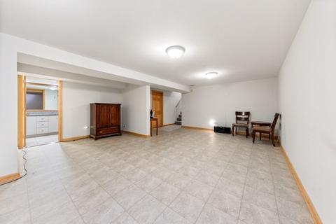 210 W Walnut Ave, Des Plaines, IL 60016 photo 14