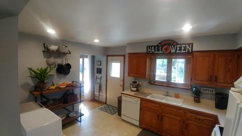 15441 Maple Ct, Oak Forest, IL 60452 photo 9