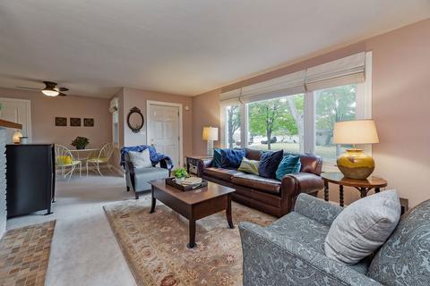 1803 Evergreen St, Wheaton, IL 60187 photo 5