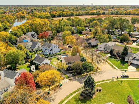 2060 Riverside Dr, Plainfield, IL 60586 photo 1