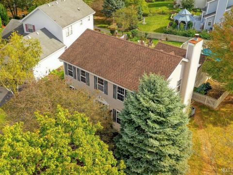 2060 Riverside Dr, Plainfield, IL 60586 photo 2